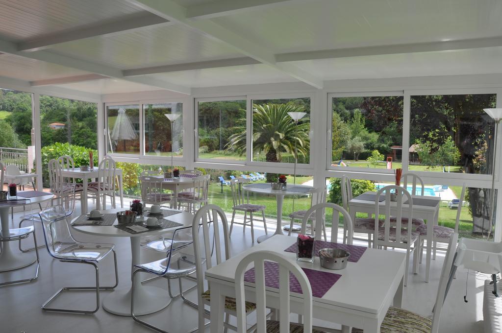 Hotel Camping Ribadesella Exterior photo